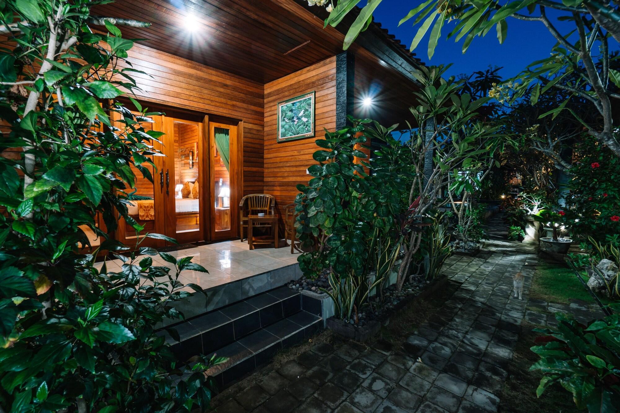 D And B Bungalow'S By Dewizz Management Hotel Nusa Lembongan  Ngoại thất bức ảnh